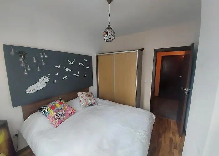 1 Bedroom Cozy Flat